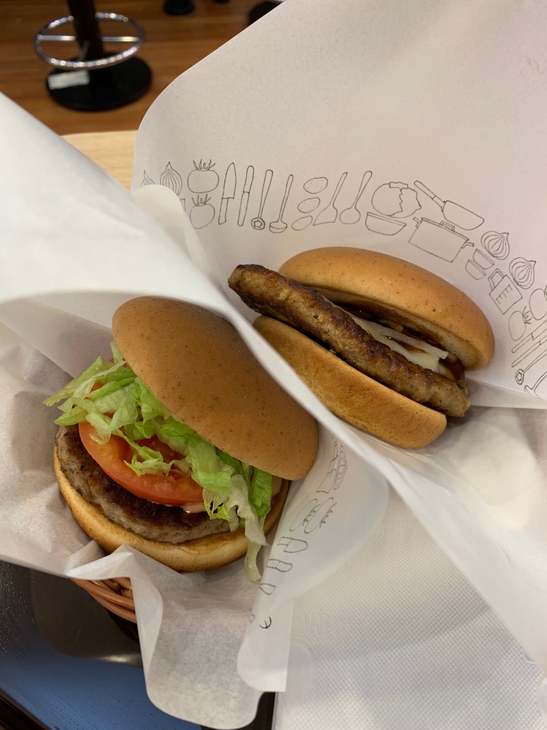 Shinjuku:Omoide Yokocho:Mos Burger 52